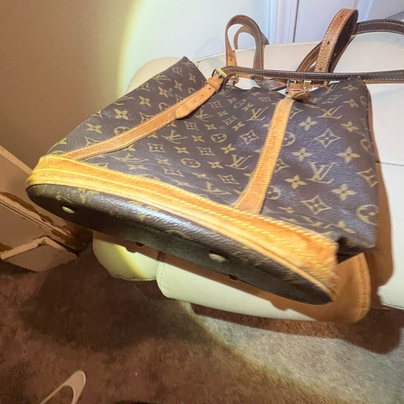 Authentic Vintage Louis Vuitton bucket bag - Picture 11 of 14